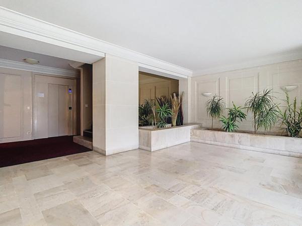 Appartement 100 m², 3 pièces, terrasse 33 m²