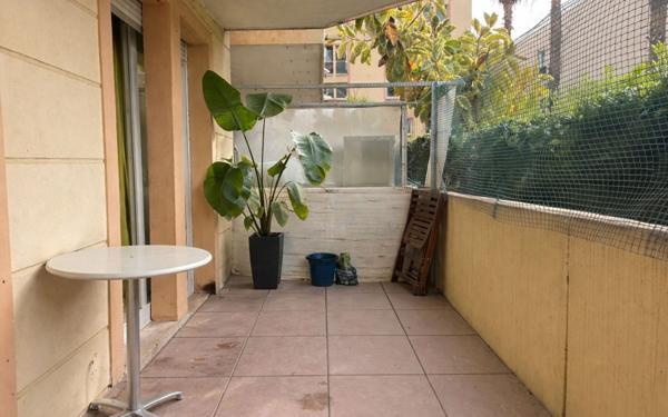 Appartement à vendre    2 pièces • 32,72 m2 Nice