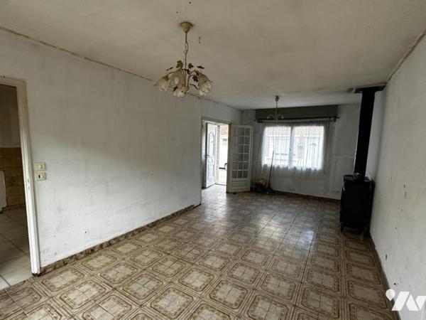 Plain pied à rénover - CHOCQUES 