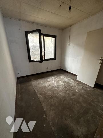 Plain pied à rénover - CHOCQUES 