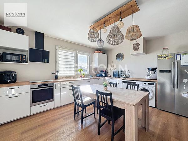 Haut de villa de type 4 de 75m² à Saint-Chamas proche de l'étang secteur de la digue en impasse