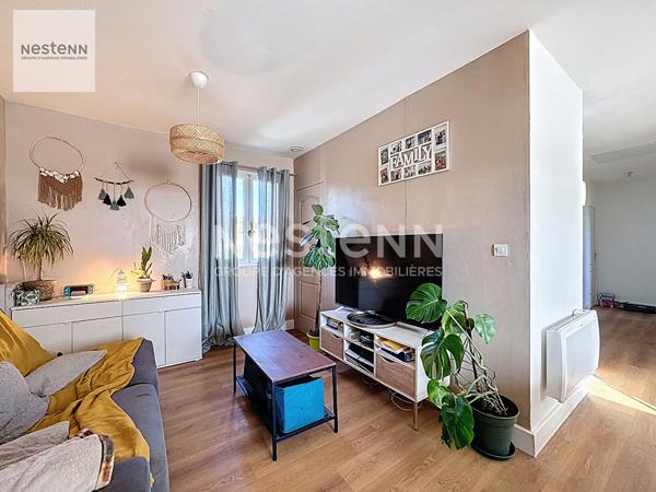 Haut de villa de type 4 de 75m² à Saint-Chamas proche de l'étang secteur de la digue en impasse