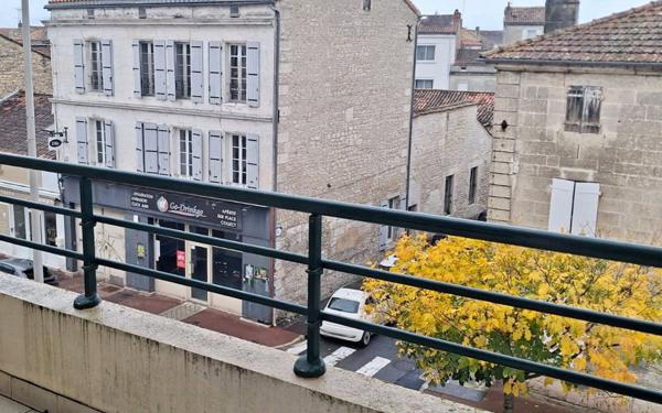 Appartement à vendre    5 pièces • 132 m2 Angoulême