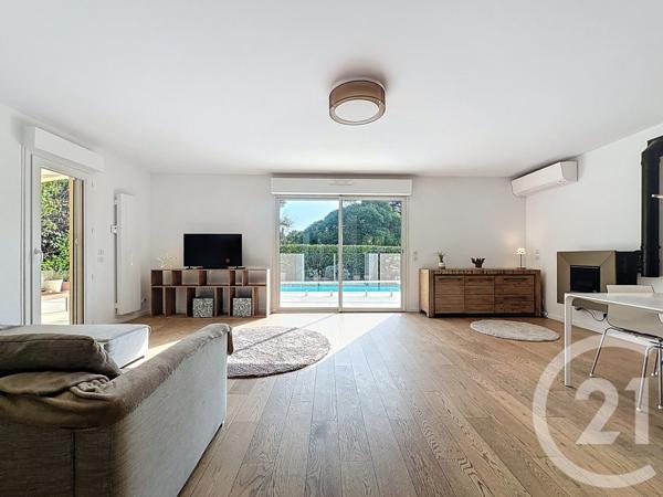 Maison à vendre  6 pièces - 138 m2 MOUGINS - 06