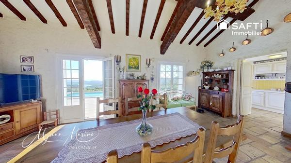 LES ISSAMBRES – Villa 7 pièces avec vue mer panoramique sur la baie de Saint-Tropez