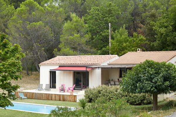 Propriété Rognes 5 pièces 144 m2 + dépendance 35m² + piscine