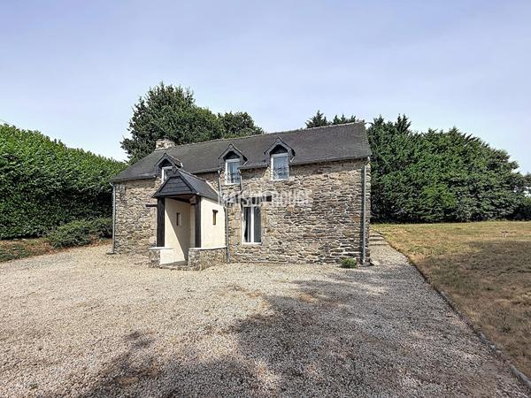 Maison familiale de 138 m² à Collinée - Au calme, sans vis-à-vis, sur 2 000 m² de terrain