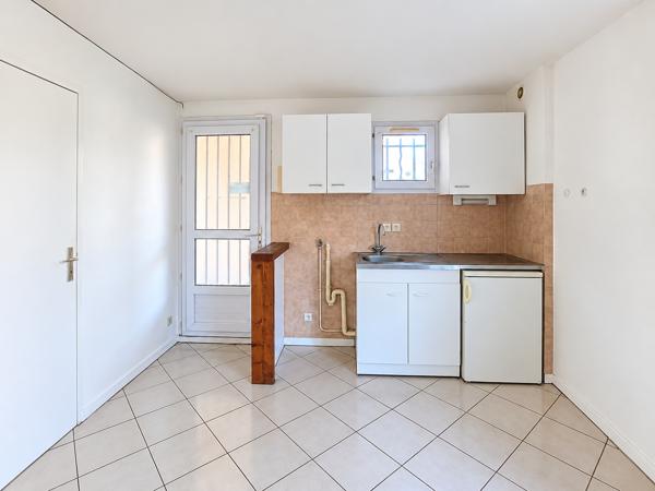Appartement 1 pièce 32m² à vendre Pussay 91740 68000€ - Micro.immo
