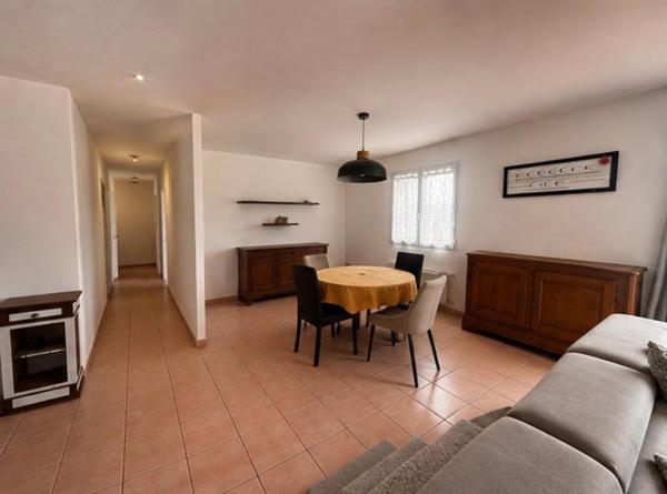 Maison 4 pièces de 90 m² à Mirabel