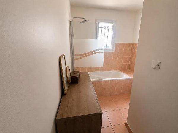 Maison 4 pièces de 90 m² à Mirabel