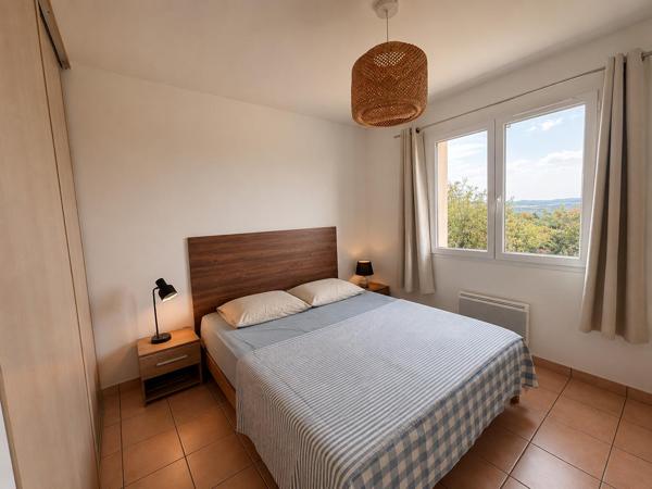 Maison 4 pièces de 90 m² à Mirabel