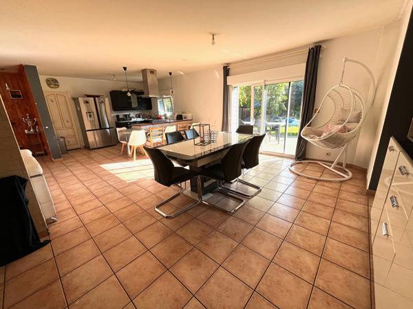 Maison Montigne Le Brillant 7 pièce(s) 185 m2