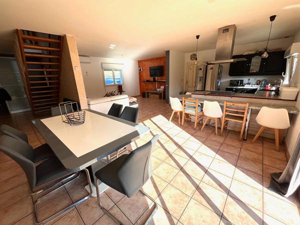 Maison Montigne Le Brillant 7 pièce(s) 185 m2