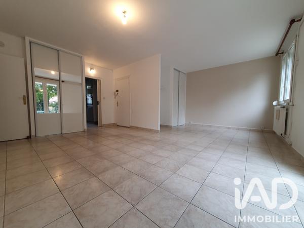 Location appartement 3 pièces 64 m² Compiègne