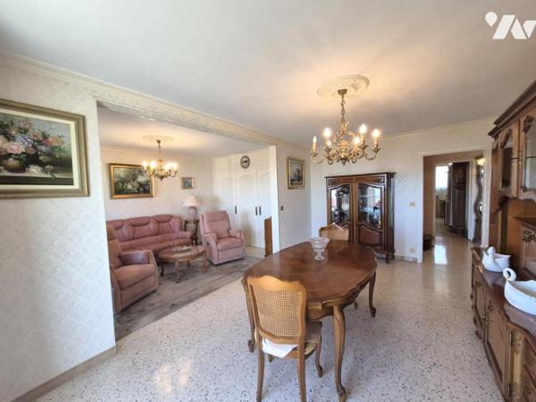 À vendre – Appartement traversant 3 pièces de 79,71 m² avec terrasse et vue dégagée