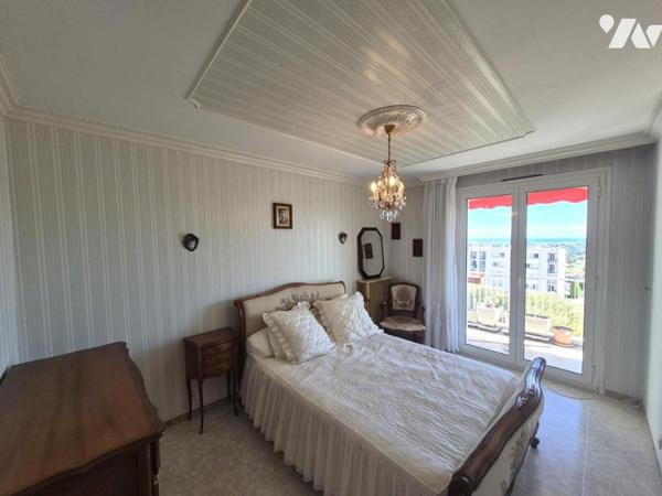 À vendre – Appartement traversant 3 pièces de 79,71 m² avec terrasse et vue dégagée