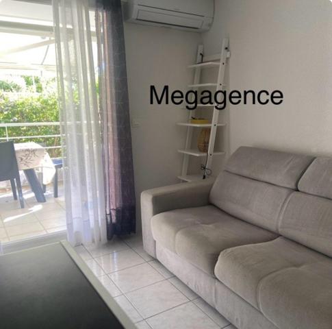 Appartement à LE LAVANDOU, 83980 - 2 pièces 27m²