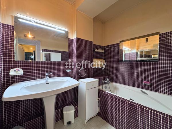 Appartement
         4 pièces
        - 94 m² Exclusivité 249 000 € *