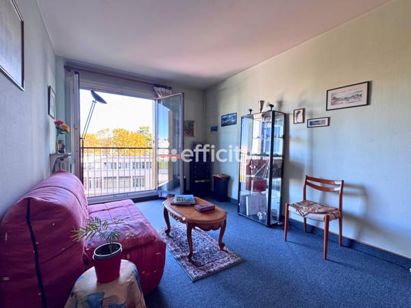 Appartement
         4 pièces
        - 94 m² Exclusivité 249 000 € *
