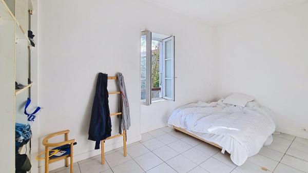 IDEAL INVESTISSEURS - T3 à rafraichir avec jardin 125m2
