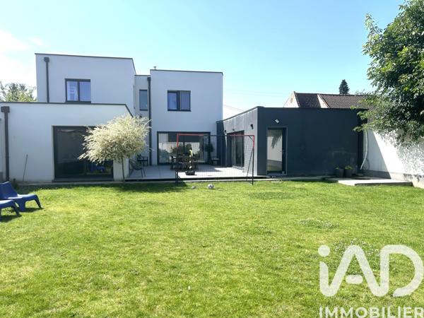 Maison à vendre 8 pièces 235 m² Faches-Thumesnil