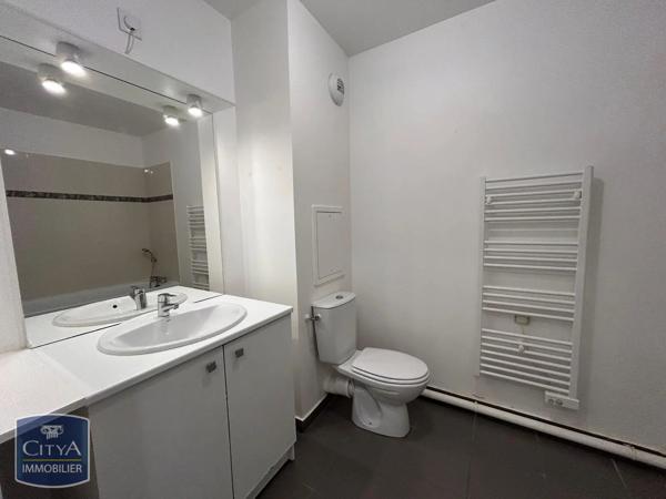 Appartement à louer 2 pièces 39.84m² Évreux (27000)