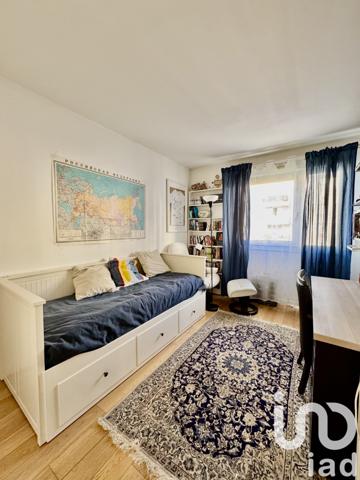 Appartement à vendre 5 pièces 107 m² Suresnes