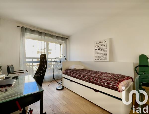 Appartement à vendre 5 pièces 107 m² Suresnes