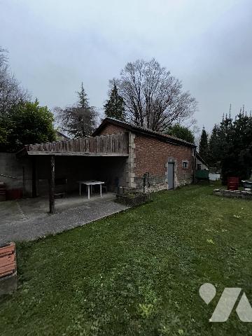 Maison de ville, avec terrain