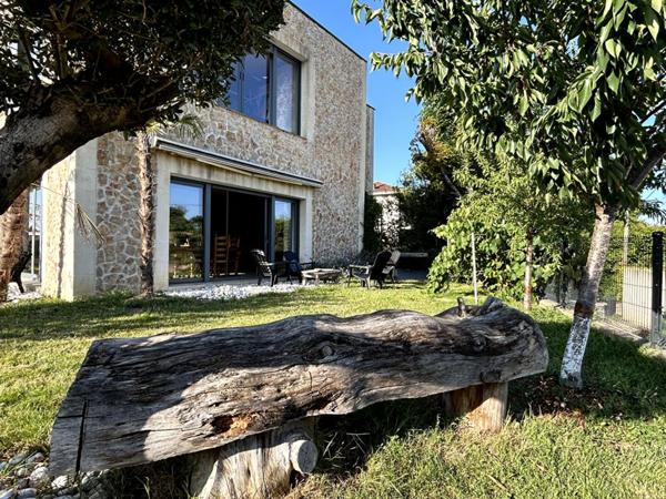 Vente Maison 240m2 FLOIRAC (33270)