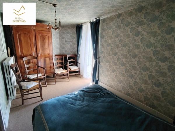 Martiel (12200) Grande maison de village à MARTIEL