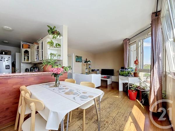 Appartement F4 à vendre  4 pièces - 82,65 m 2   BAGNOLET  - 93