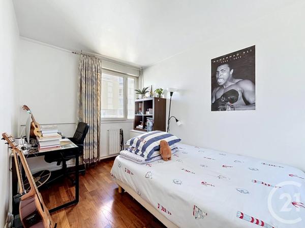 Appartement F4 à vendre  4 pièces - 82,65 m 2   BAGNOLET  - 93