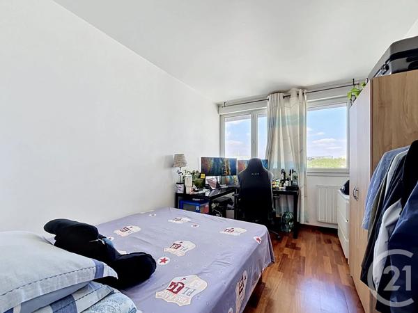 Appartement F4 à vendre  4 pièces - 82,65 m 2   BAGNOLET  - 93