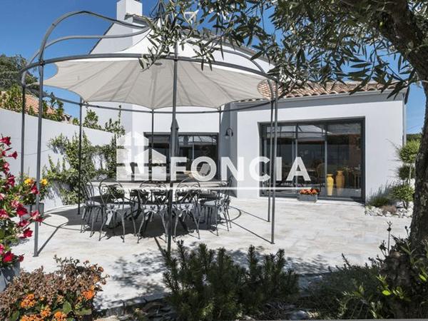 À vendre Maison 9 pièces 272 m² - Challans 85300