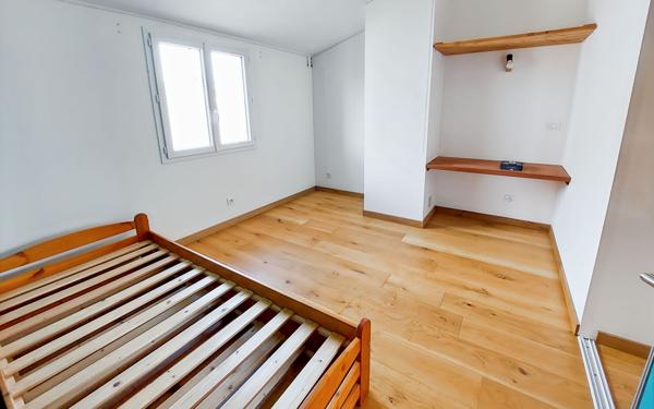 Maison à vendre    8 pièces •  Manosque