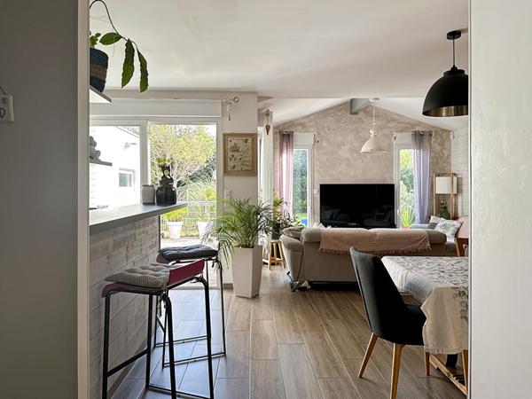 Maison T4 + studio indépendant + bureau