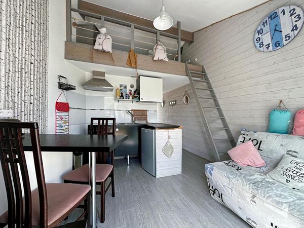 Maison T4 + studio indépendant + bureau