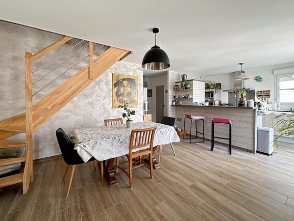 Maison T4 + studio indépendant + bureau