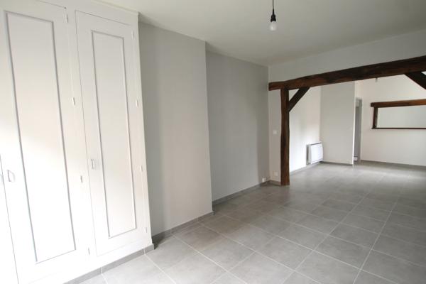 CHARTRES APPARTEMENT 2 PIECES A LOUER /Libre mi octobre 2026