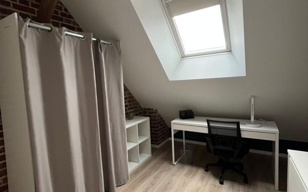 Appartement à louer    2 pièces • 90 m2 Amiens