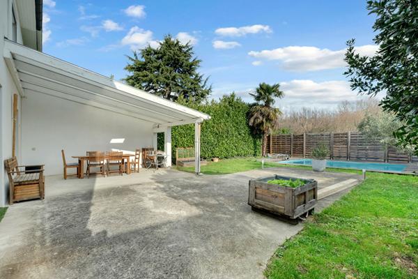 Maison 150 m² avec GARAGE JARDIN et PISCINE secteur CHATEAU DE L HERS