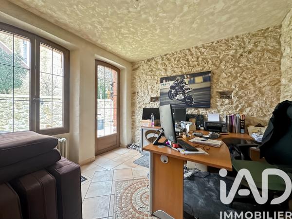 Maison à vendre 6 pièces 179 m² Saint-Germain-Laval
