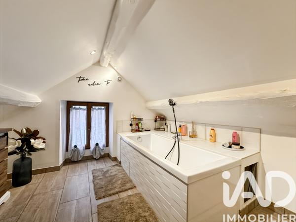 Maison à vendre 6 pièces 179 m² Saint-Germain-Laval