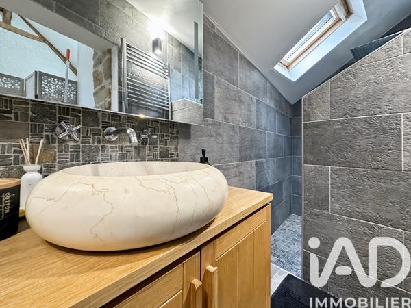 Maison à vendre 6 pièces 179 m² Saint-Germain-Laval