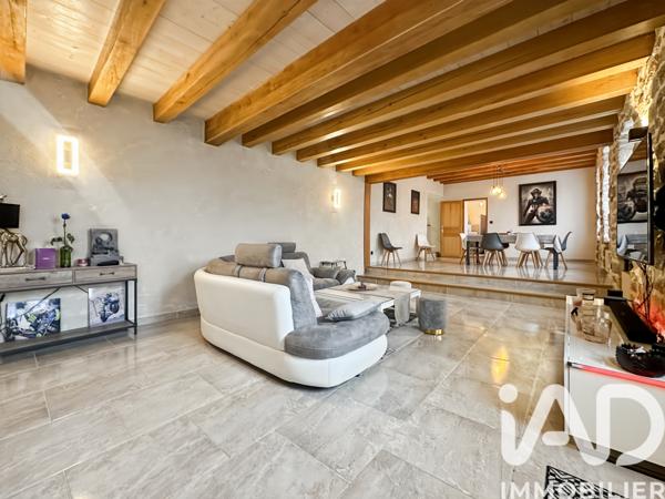 Maison à vendre 6 pièces 179 m² Saint-Germain-Laval