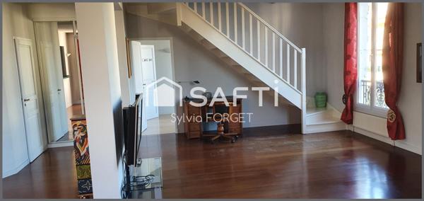 DUPLEX DANS SECTEUR RECHERCHE