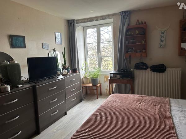 L'étude de Maître Caroline LAMBERT, vous propose cette jolie maison située sur la commune de VENERE