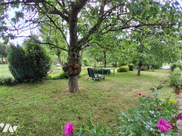 MAISON DE CARACTERE 79 m² - 2 CHAMBRES sur 2335 m² de terrain