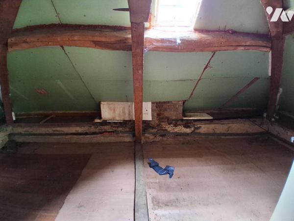 MAISON DE CARACTERE 79 m² - 2 CHAMBRES sur 2335 m² de terrain